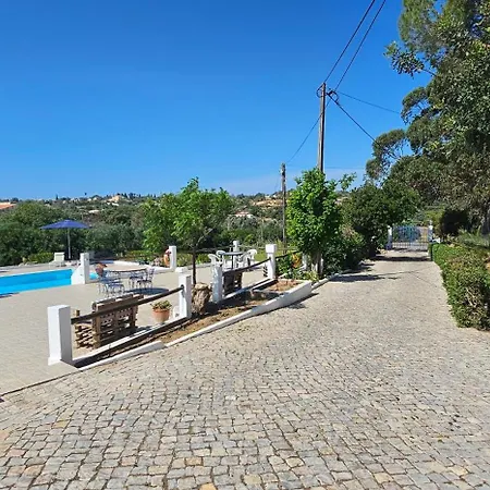 Quinta Do Lagar - Rural Retreat By The #1 Albufeira